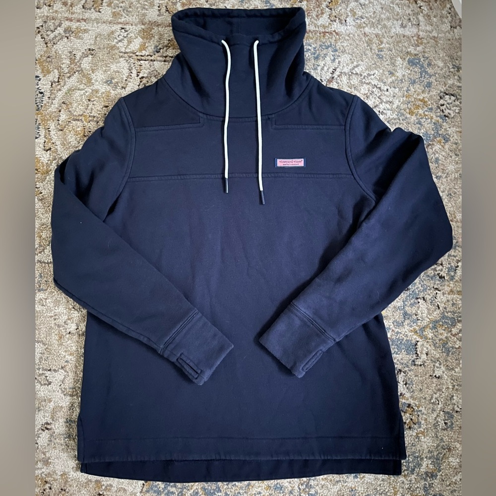 vineyard vines pullover🐳 - Picture 2 of 5